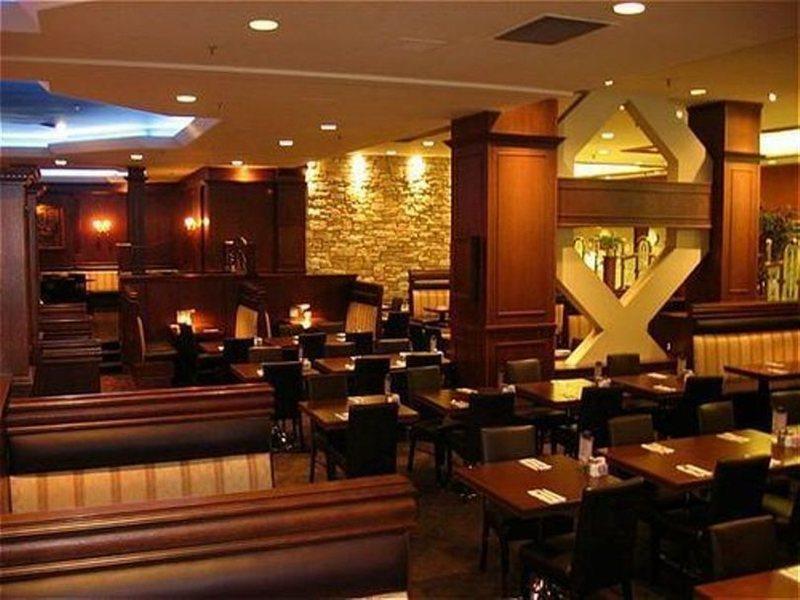 Holiday Inn Montreal Midtown Restaurant foto